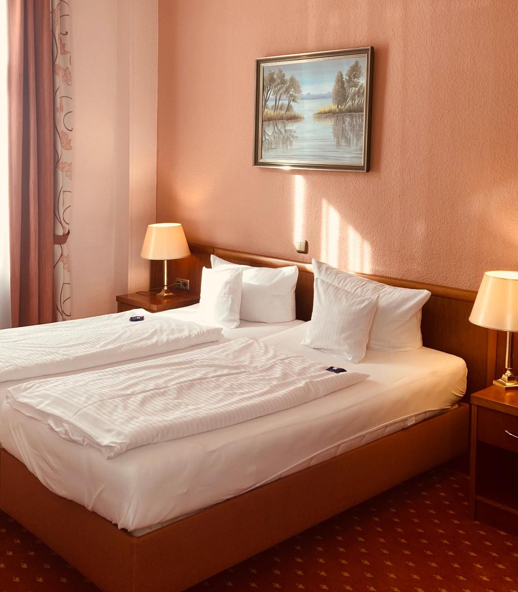 Hotel Germania Херингсдорф Экстерьер фото
